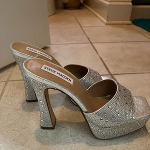 Steve Madden silver sparkly heels